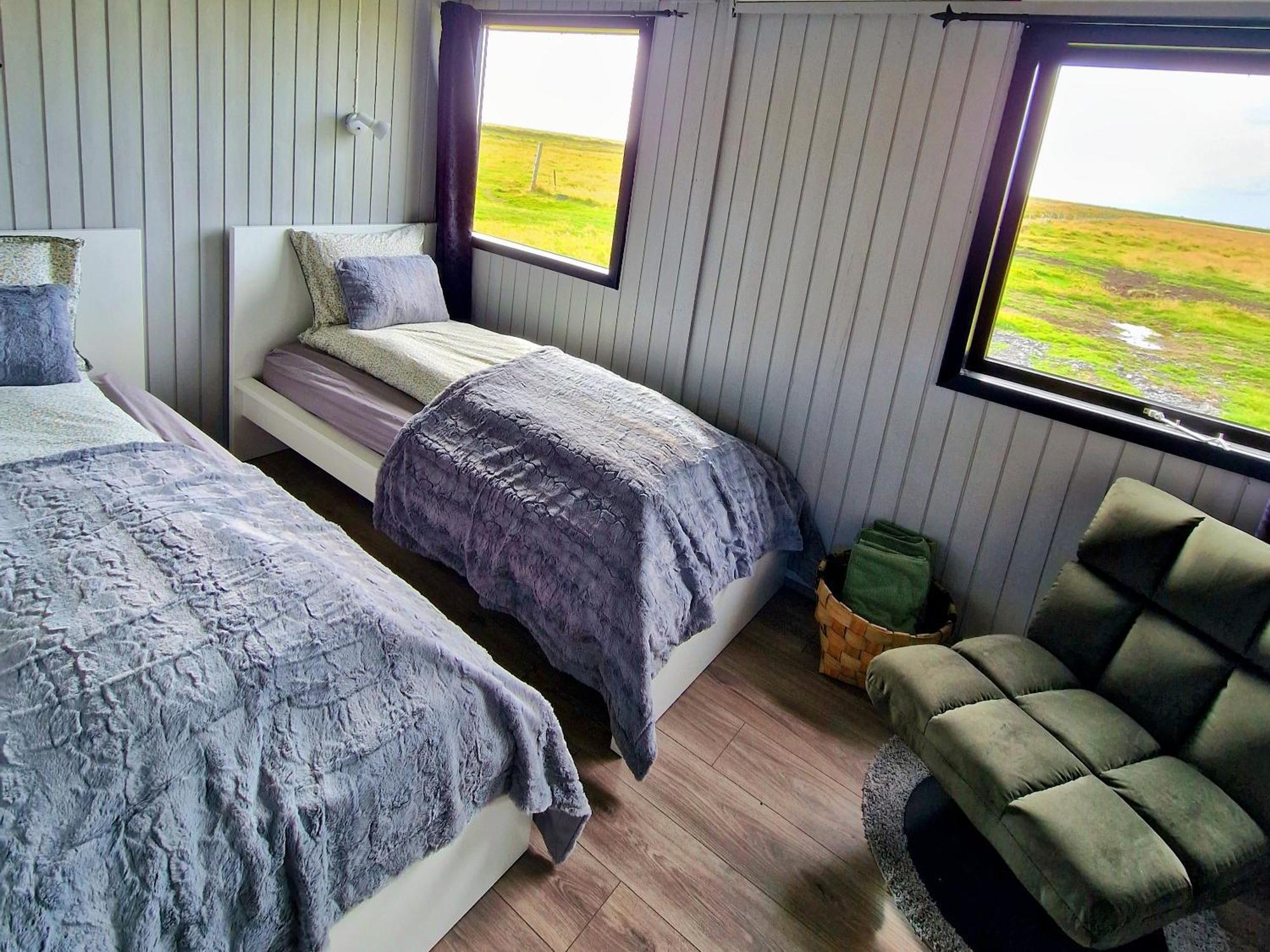 Green Farm Stay With Private Hot Tub Hvolsvollur Exterior photo